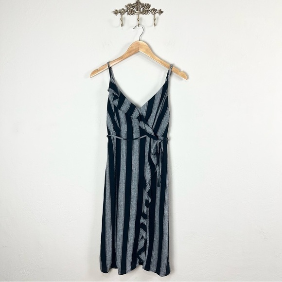 Rails Ariel Faux Wrap Dress Black‎ Silver Thompson Stripe Linen Blend Size Small - Picture 4 of 15